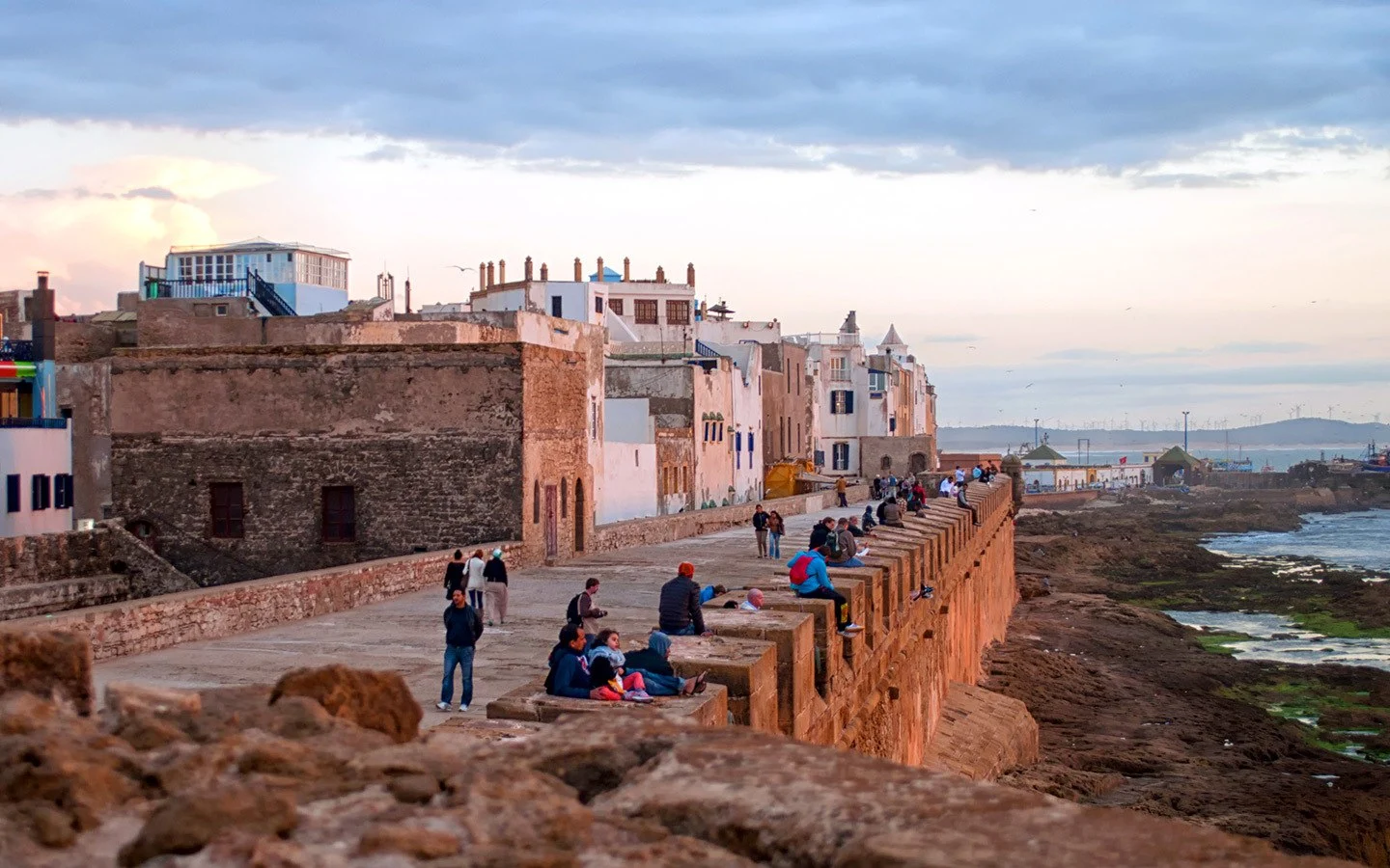 露天市场和日落：摩洛哥索维拉最好的活动